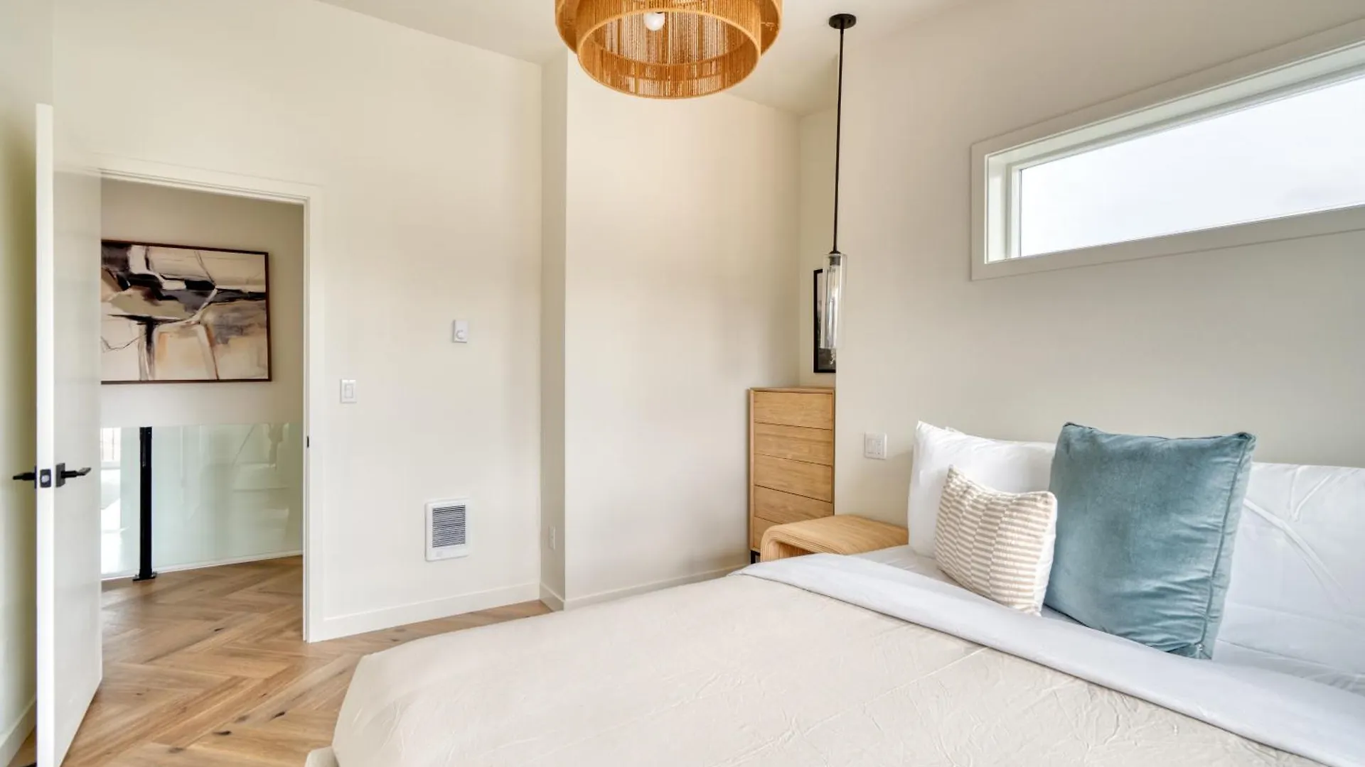 Holiday home Lively Alberta Arts Townhome Portland