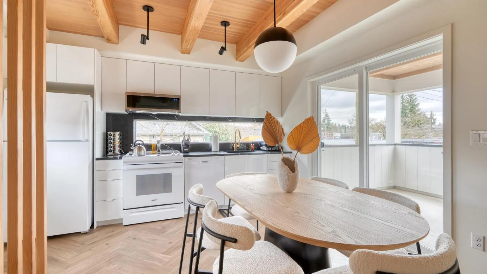 Holiday home Lively Alberta Arts Townhome Portland