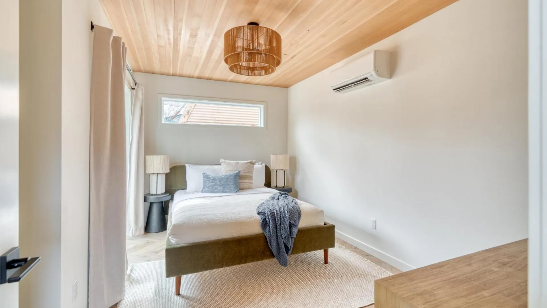 Lively Alberta Arts Townhome Portland