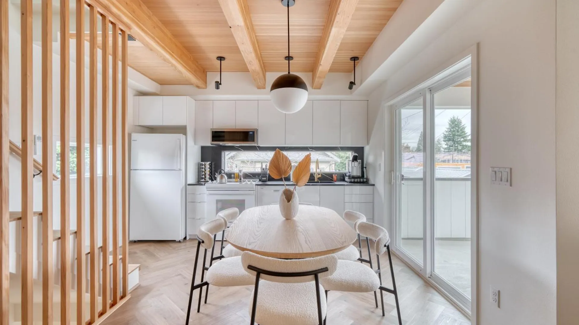 Lively Alberta Arts Townhome Portland