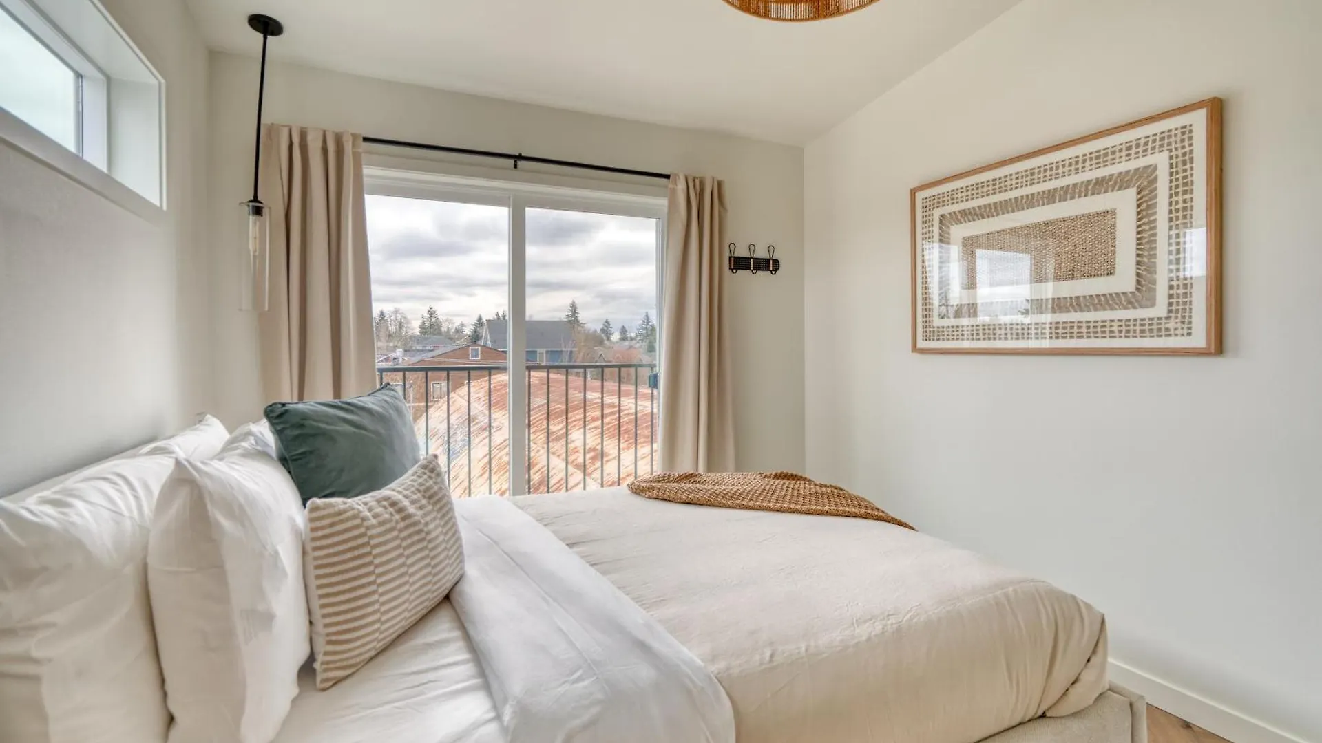 Lively Alberta Arts Townhome Portland United States