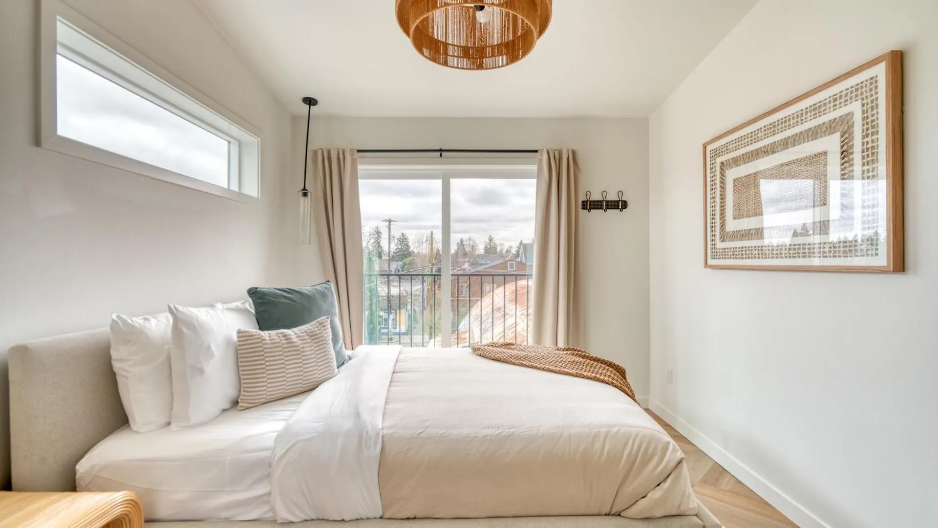 Lively Alberta Arts Townhome Portland 0*,  United States