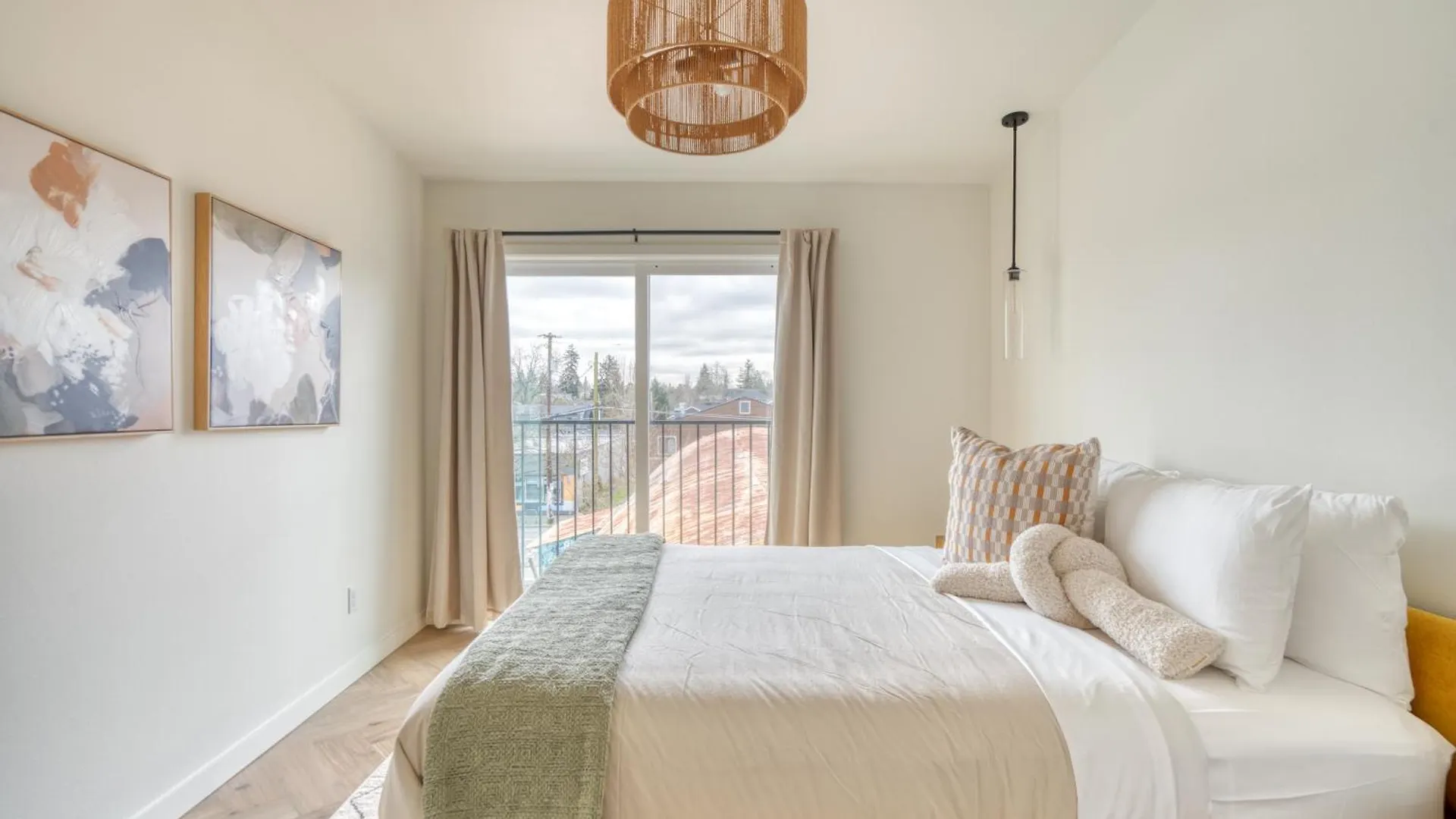 Holiday home Lively Alberta Arts Townhome Portland United States