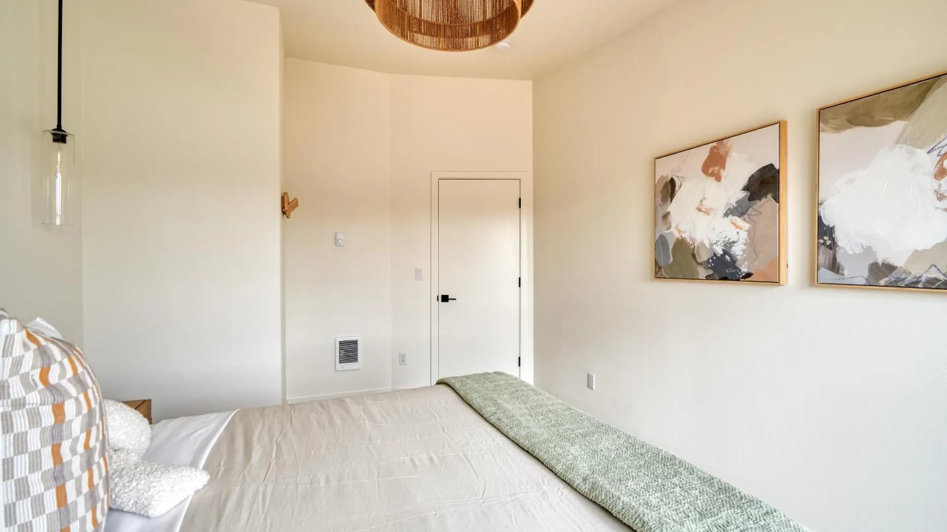 Lively Alberta Arts Townhome Portland Prázdninový dům