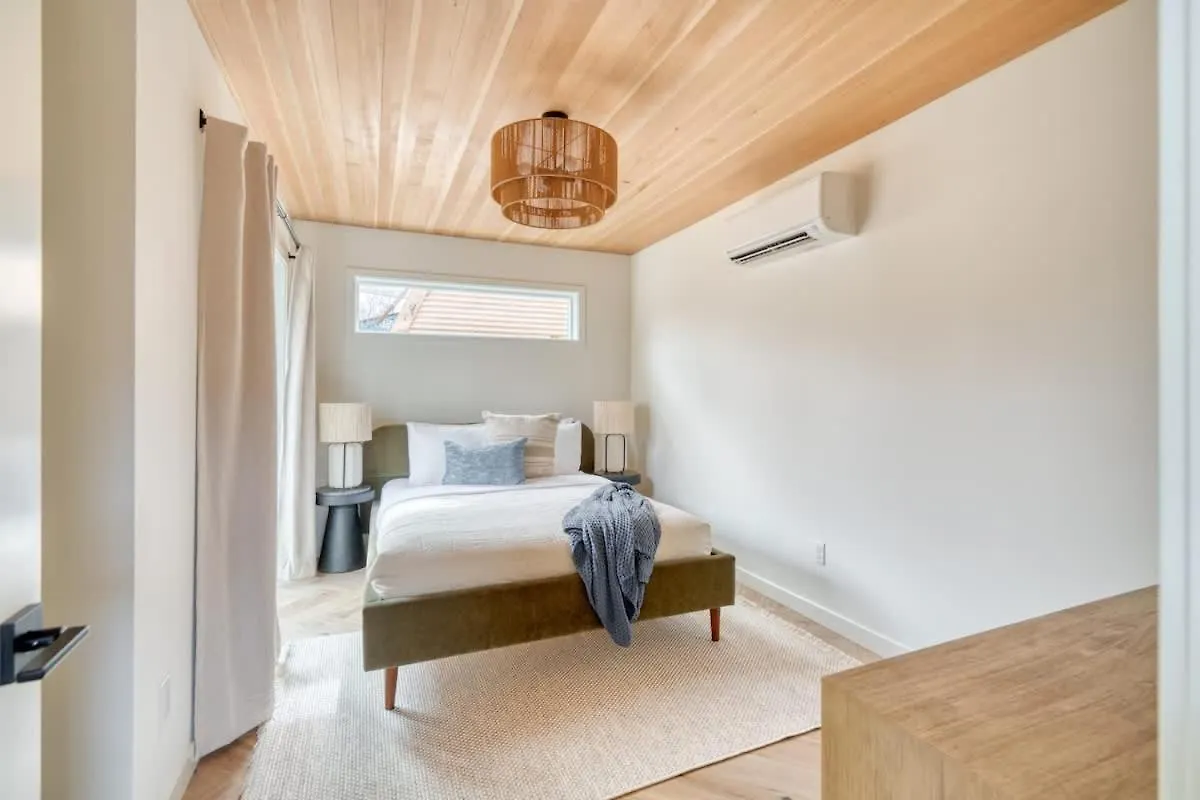 Holiday home Lively Alberta Arts Townhome Portland United States