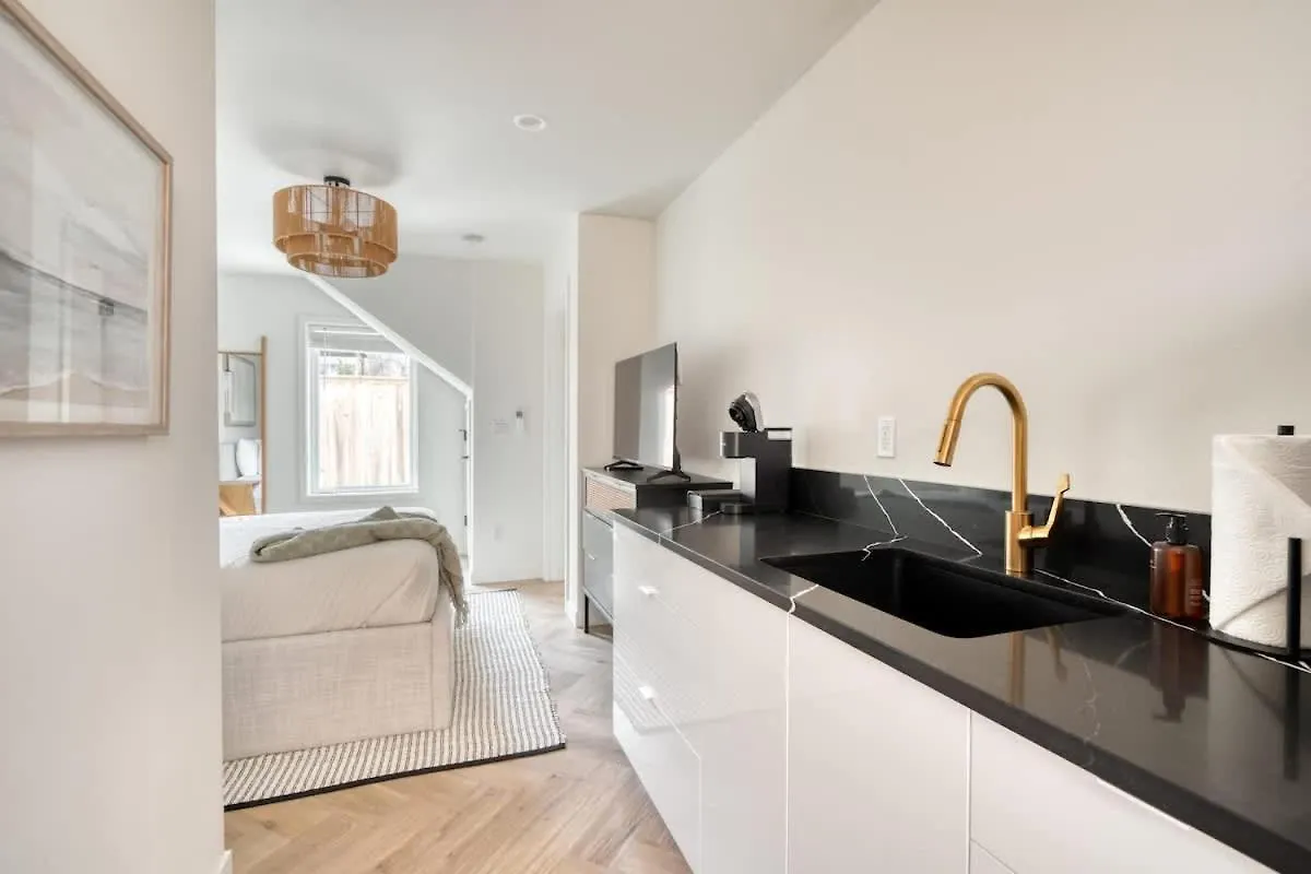 Holiday home Lively Alberta Arts Townhome Portland
